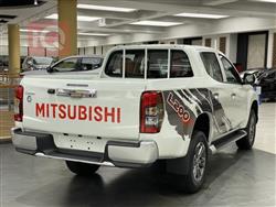 میتسوبیشی L200